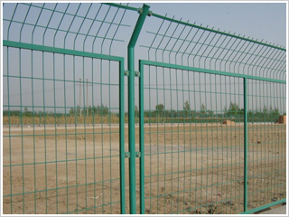 框架護(hù)欄網(wǎng)