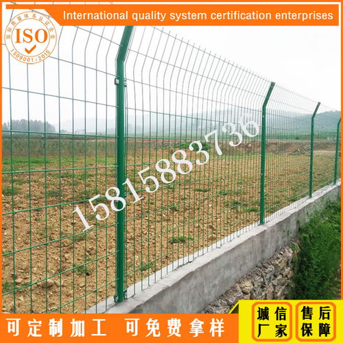 【江門道路護(hù)欄網(wǎng)生產(chǎn)批發(fā)廠綠化帶隔離包塑圍欄單價(jià)】-