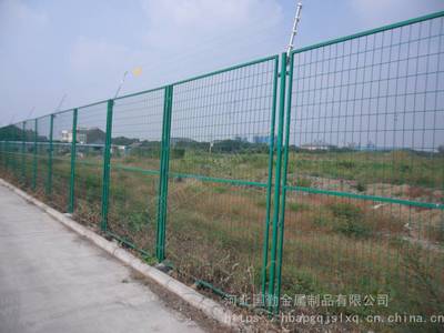 龍巖小區(qū)護(hù)欄網(wǎng)公路鐵路邊坡防護(hù)價(jià)格定制電話