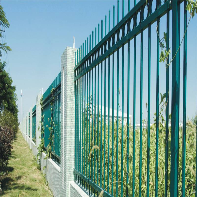 小區(qū)城鎮(zhèn)改建圍墻網(wǎng)@1.5*3米鐵藝鋅鋼護欄網(wǎng)優(yōu)盾廠@尖頭噴涂護欄一米價格