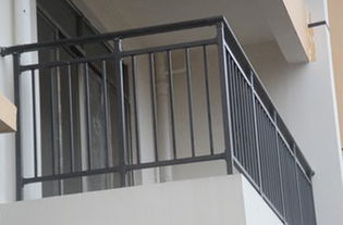 鋅鋼護(hù)欄的防銹效果好嗎 使用壽命長(zhǎng)不長(zhǎng)